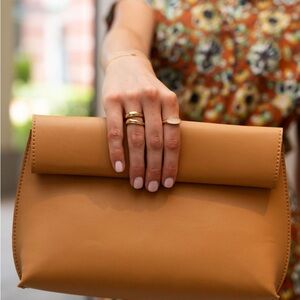 Street Level Tan Clutch‎